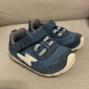 Size 3.5 stride rite